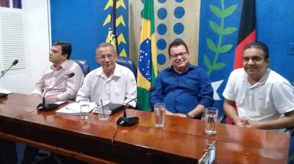 Câmara de Taperoá debate sobre IPMT em sessão ordinária.